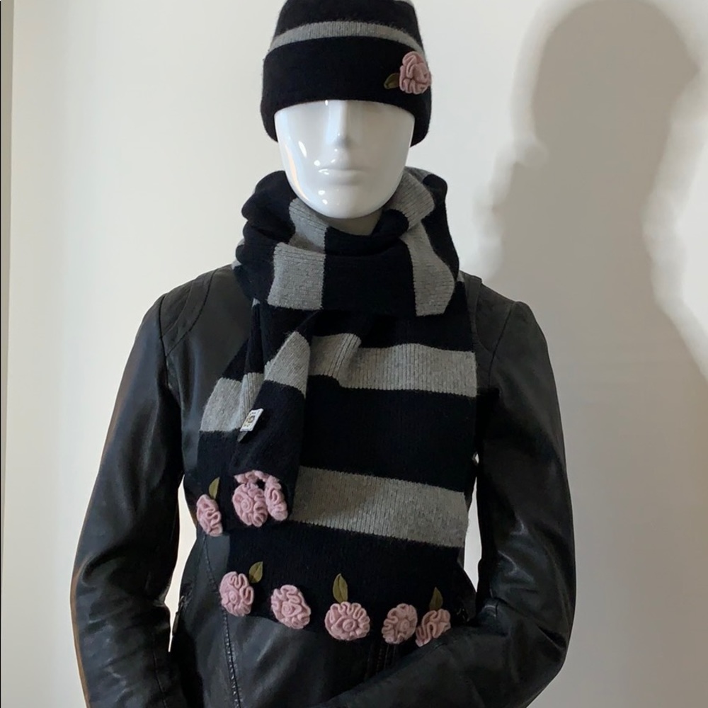 Portolano wool rosette glove hat and scarf set